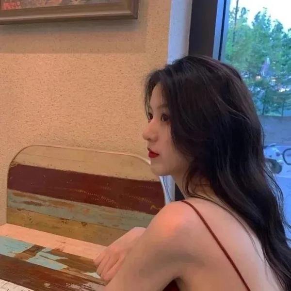 恶魔娜塔丽
